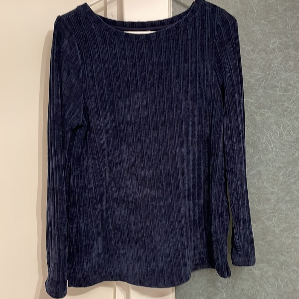 Dana Buchman Sweater